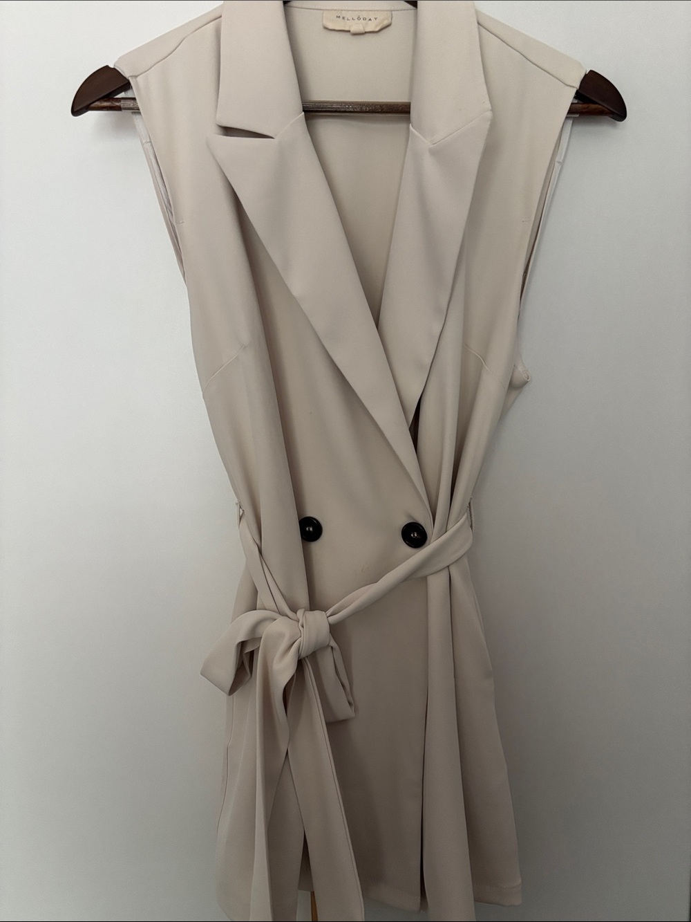 MELLODAY Cream Sleeveless Belted Blazer Vest
